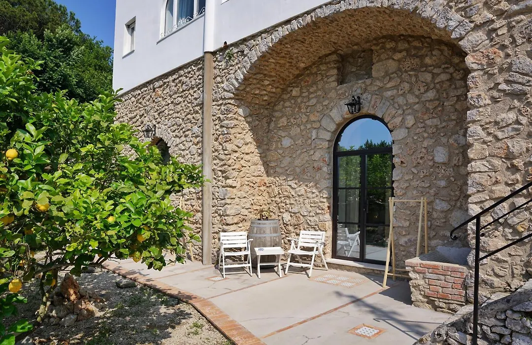 Dimora Storica Villa Pasquale Capri-1